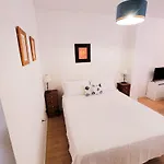 A Dos Cuadras De La Playa ! Cura Lägenhet